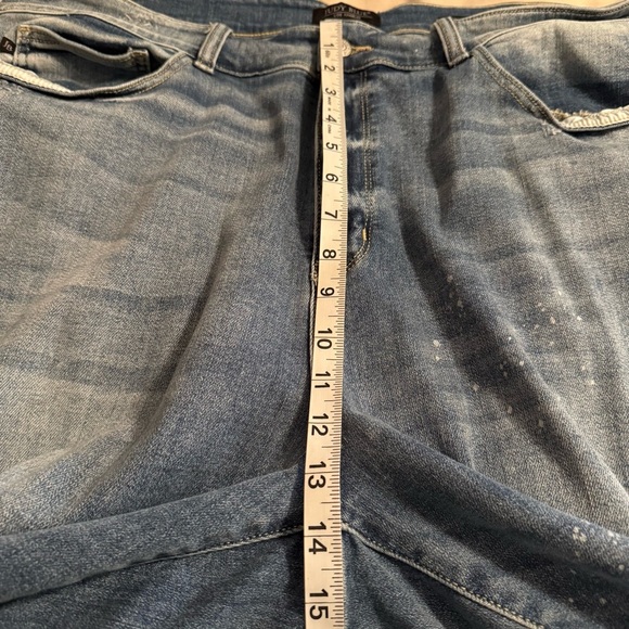 Judy Blue Size 24W Skinny Fit Distressed Bleach Splash Light Blue Jeans Stretch - Picture 11 of 14